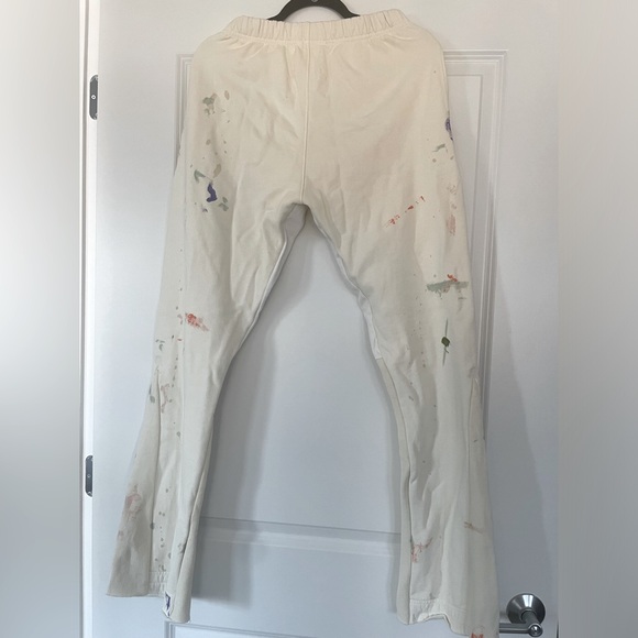 *NWT* Gallery Department Flare Sweatpants - Picture 9 of 11